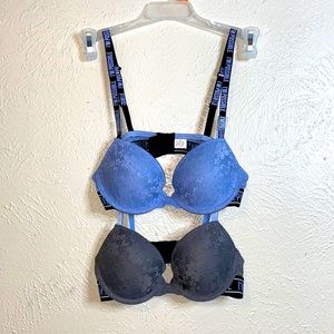 1 Pack of Bras• Blue• Gray• Lace